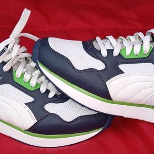 $$35$$-PUMA- WALK/RUNSZ.8.5